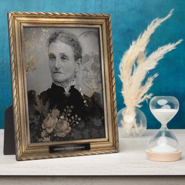 Placa Expositora Retrato embrujado | Plaque | Mujer anciana (Lado)