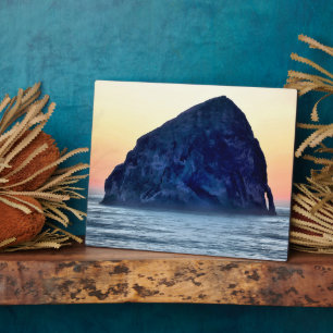 Placa Expositora Rock Haystack de Cabo Kiwanda
