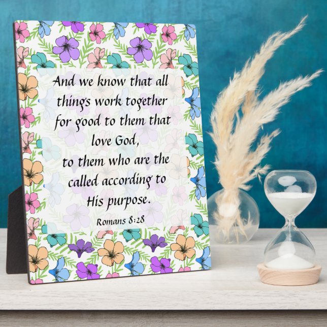 Placa Expositora Romanos 8:28 Plaque (Lado)