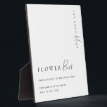 Placa Expositora Rótulo Estelle Modern Minimal Flower Bar<br><div class="desc">Esta barra de flores favorece el letrero y presenta un diseño minimalista y un encabezado de escritura con letras a mano. Los encabezados de script son imágenes que no se pueden editar. La imagen del encabezado se puede redimensionar para que se ajuste a cualquier tamaño del poster. El resto del...</div>
