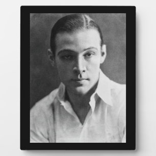 Placa Expositora Rudolph Valentino Tabletop Plaque