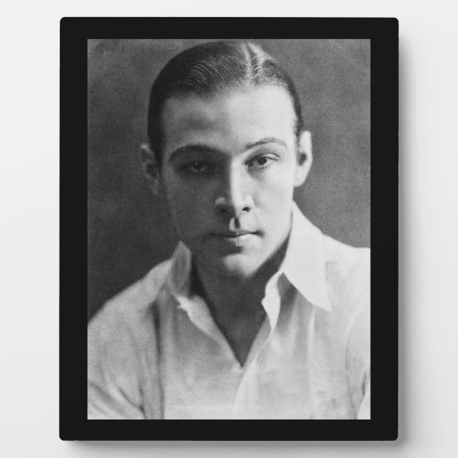 Placa Expositora Rudolph Valentino Tabletop Plaque (Frente)