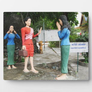 Placa Expositora Sacar las caras detrás de la espalda