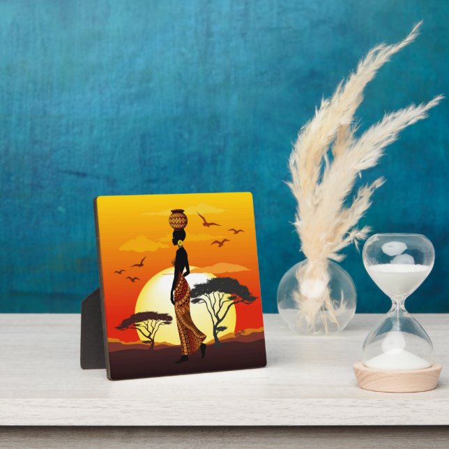 Placa Expositora Silhouette de una bella mujer africana sobre los S (in situ)