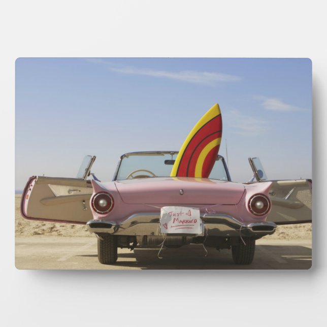 Placa Expositora Solo Rótulo Casado Y Surfboard (Frente)