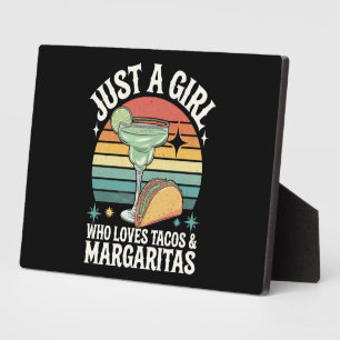 Placa Expositora Sólo Una Chica Que Ama Los Tacos Y La Margarita Me