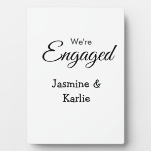 Placa Expositora Somos pareja comprometida nombre romántico elegant