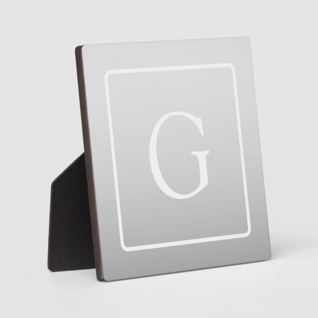 Placa Expositora Sutil Monograma de Apellido con Gradiente Gris Cla (Anverso)