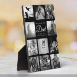 Placa Expositora Te amamos DAD Modern trendy elegante Día del Padre<br><div class="desc">¡Te queremos papá! Un hermoso y moderno regalo del Día del Padre: una placa de collage de fotos de moda en Instagram personalizado con tu mensaje personal y nombres para el mejor papá de la historia. Esta es la versión en blanco y negro sobre negro.</div>