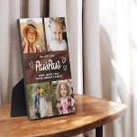 Placa Expositora Te queremos Collage de fotos de madera rústica Paw<br><div class="desc">La placa de Collage de fotos PawPaw We Love You Heart Modern es un regalo conmovedor y personalizado que muestra tu amor por tu abuelo. Esta placa de bonito diseño cuenta con un collage de fotos en forma de corazón que le permitirá añadir sus fotos familiares favoritas en un diseño...</div>
