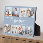 Placa Expositora Te quiero abuela 8 Collage de fotos Dusty Blue<br><div class="desc">Dale a la abuela un regalo que ella apreciará. Esta placa de collage de fotos muestra ocho de sus fotos cuadradas favoritas de los nietos, junto con el mensaje "Te amo abuela". La palabra "abuela" aparece en un elegante guión de escritura a mano en blanco con flores al principio y...</div>