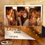 Placa Expositora Terra Cotta Retro Boho Foto Boda Plaque<br><div class="desc">Placa fotográfica con un diseño retro boho en terra cotta con 3 fotos de sus personalizados. El texto LOVE es una adición estilizada del diseño. Un bello recuerdo para un compromiso,  boda o aniversario.</div>