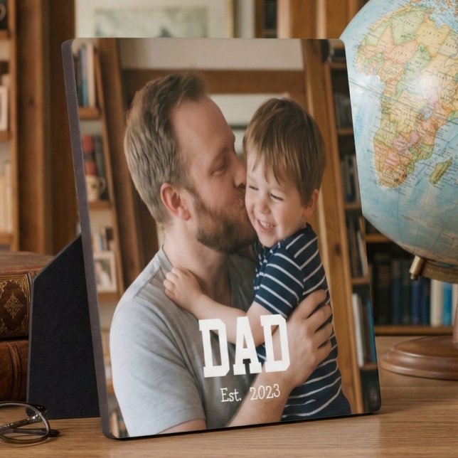 Placa Expositora Texto personalizado en negrita moderno para Papá e (Subido por el creador)