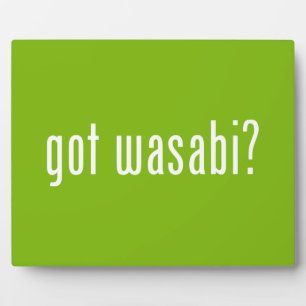 Placa Expositora ¿tiene wasabi?