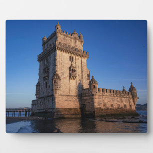 Placa Expositora Torre Belem al atardecer en Lisboa, Portugal