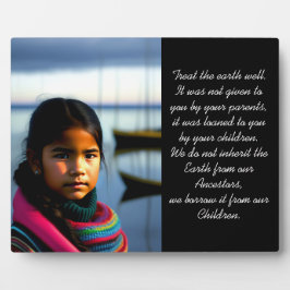 Placa Expositora Tratar el pozo de la Tierra | Chica de la aldea pe