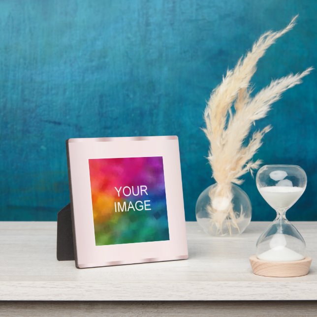 Placa Expositora Trendy Upload Your Photo or Logo Rose Gold Easel (in situ)