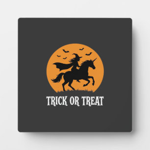 Placa Expositora Truco o trato Bruja Unicornio Diseño de Halloween_