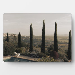 Placa Expositora Tuscan landscape hidden behind cypresses (2024)