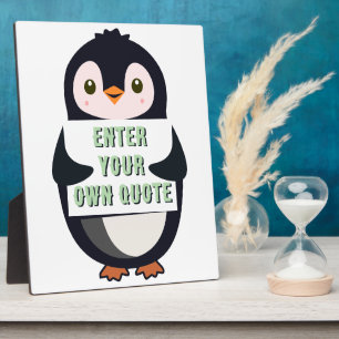 Placa Expositora Un pingüino sosteniendo un cartel con texto person