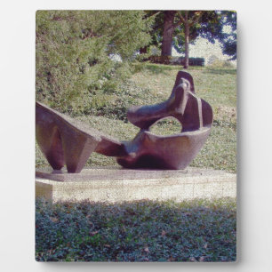 Placa Expositora Una escultura en Kansas City