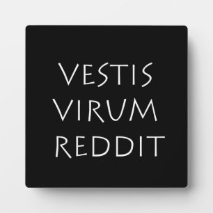 Placa Expositora Vestis virum reddit