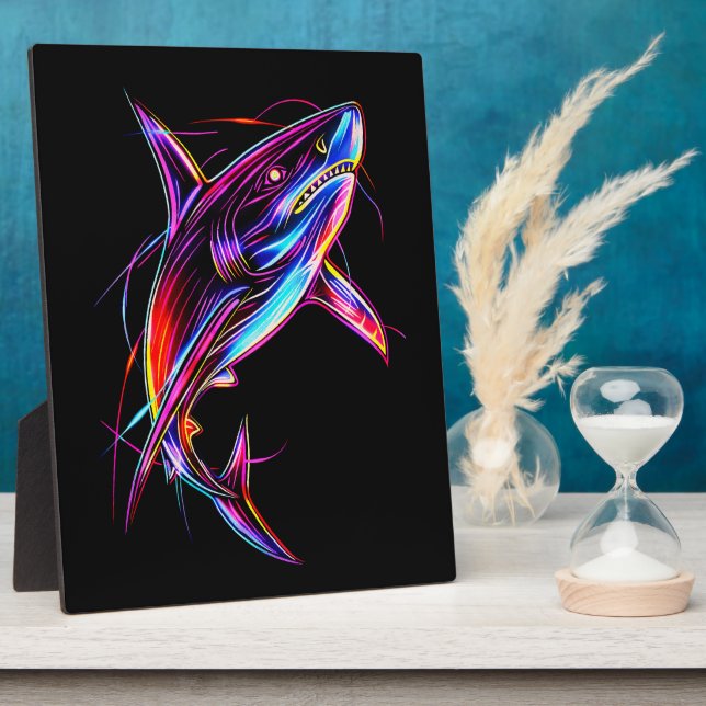 Placa Expositora Vibrant Neon Shark Modern Digital Ocean (Lado)