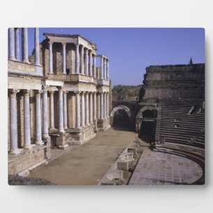 Placa Expositora View of the theatre, begun 24 BC (photo)