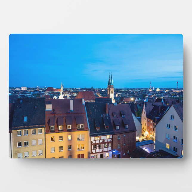 Placa Expositora Vista del casco antiguo de Nuremberg de noche (Frente)