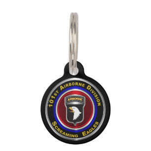 Placa Para Mascotas 101ª División Aérea gritando águilas