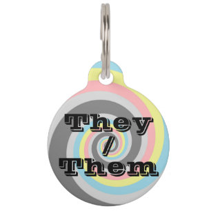Placa Para Mascotas Bandera de orgullo en espiral de pronombre persona