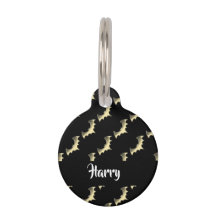 Bates de oro sobre negro