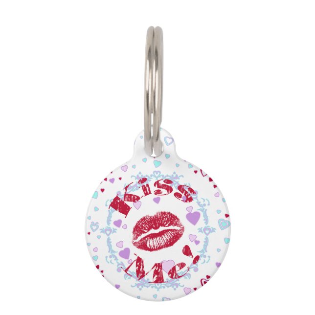 Placa Para Mascotas ¡Bésame! Labios Rojos Con Corazón (Anverso)