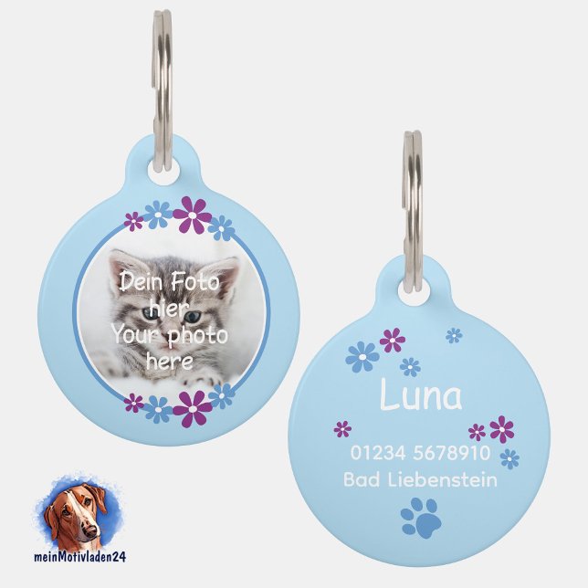 Placa Para Mascotas Blumen blau lila | hellblau Haustiermarke (Foto-Haustiermarke mit Blumenumrandung, hellblau, personalisierbar mit eigenem Foto und Text)