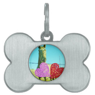 Placa Para Mascotas Caballo rubio y corazón rosado y rojo