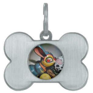 Placa Para Mascotas Conejo de juguetes y huevo de vaca