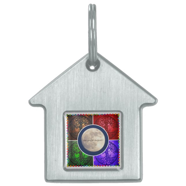 Placa Para Mascotas Debajo de los cielos de agosto… (Frente)