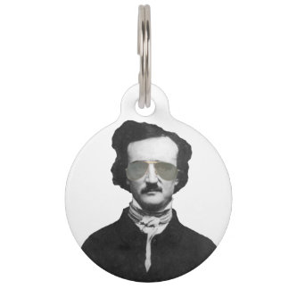 Placa Para Mascotas Edgar Allan Poe en gafas de sol