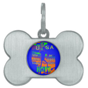 Placa Para Mascotas EEUU Espero Fuerte Juntos - Un Tapiz Patriótico