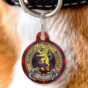 Placa Para Mascotas Escudo de armas del Clan Brown sobre tartán