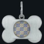 Placa Para Mascotas Estrella Judaica De David Metalizado Gold Blue<br><div class="desc">Está viendo la colección de diseño de Lee Hiller. Coleccionista,  ropa,  regalos y objetos de colección Lee Hiller Photography o colección de arte digital. Puedes ver su fotografía de la naturaleza en http://HikeOurPlanet.com/ y seguir su blog de senderismo dentro del Parque Nacional de Hot Springs.</div>