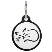 Gato feliz durmiendo arte blanco y negro