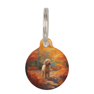 Placa Para Mascotas Goldendoodle en otoño inspira caída de hojas