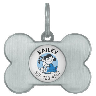 Placa Para Mascotas Lucy Hugging Snoopy