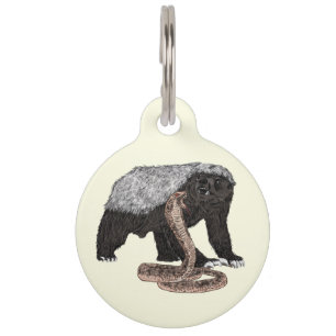 Placa Para Mascotas Mellífero tejón intrépido y pendenciero atacando a