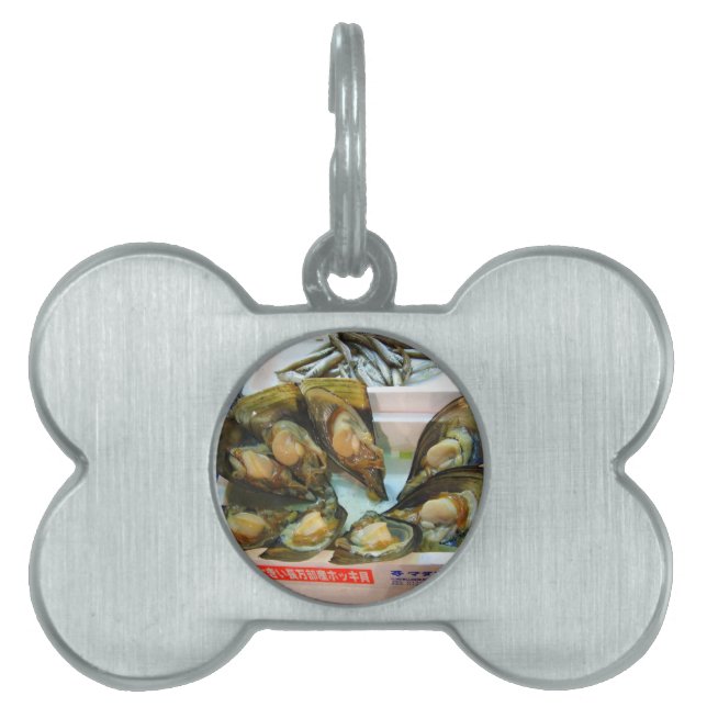 Placa Para Mascotas Muselas gigantes Tsukiji Fish Market, Tokio, Japón (Frente)