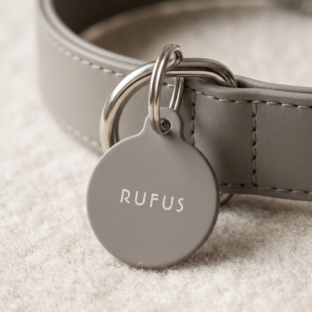 Placa Para Mascotas Nombres de Perros Personalizados Simples Beige Bla (Simple Personalized Dogs Name Beige White Pet ID Tag
by Ricaso - add contact details to the back)