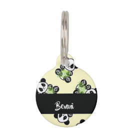 Placa Para Mascotas Panda bear with green bamboo leaves