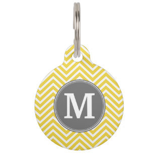 Placa Para Mascotas Patrón de Chevron Amarillo y Gris con Monograma