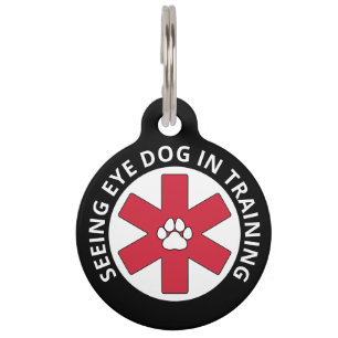 Placa Para Mascotas Perro guía negro en entrenamiento